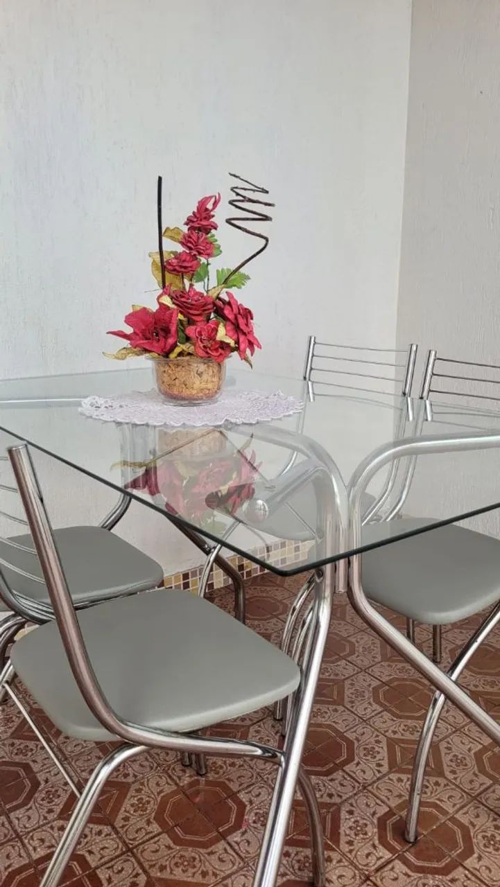 Mesa com  4 cadeiras  - Foto 5