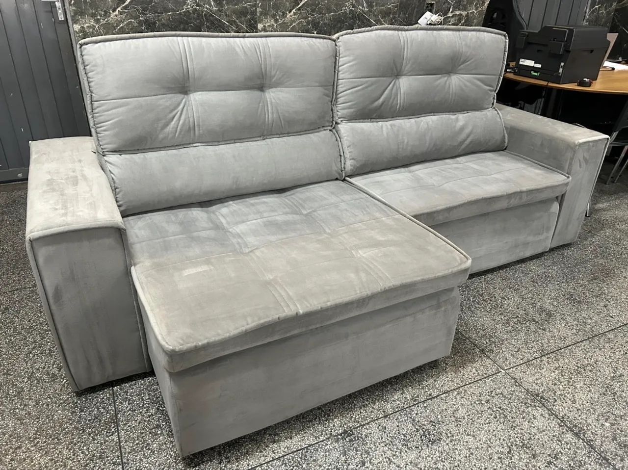 Sofá Retrátil e Reclinável 2.50m NOVO ( Direto da Fábrica )  - Foto 2