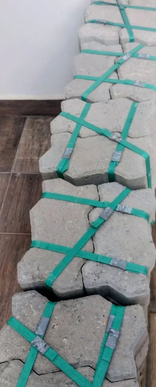 Interlocking Concrete Block64861427257602121