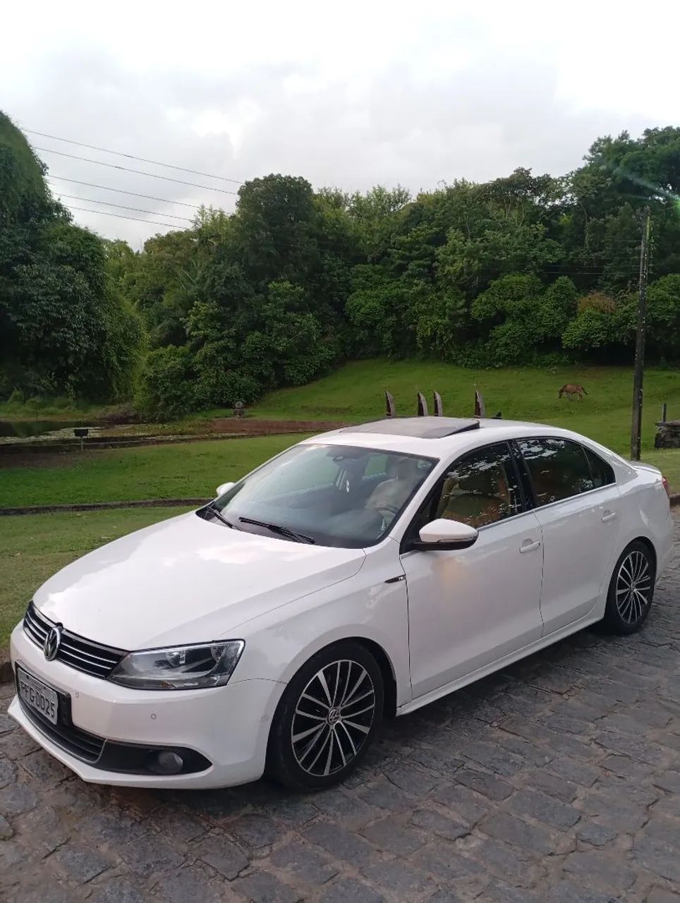 Jetta turbo tsi 2012 . LEIA A DESCRIÇÃO.