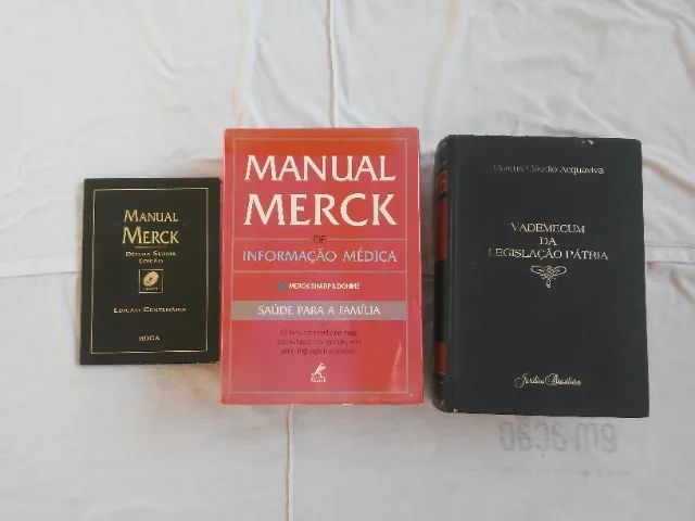 Vademecum da legislação pátria + Manual Merck de informação médica