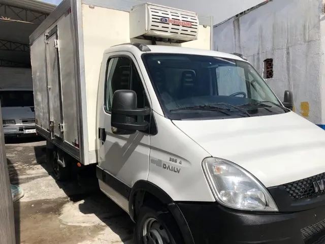 Iveco daily 35s14 refrigerada 2015 - Foto 4