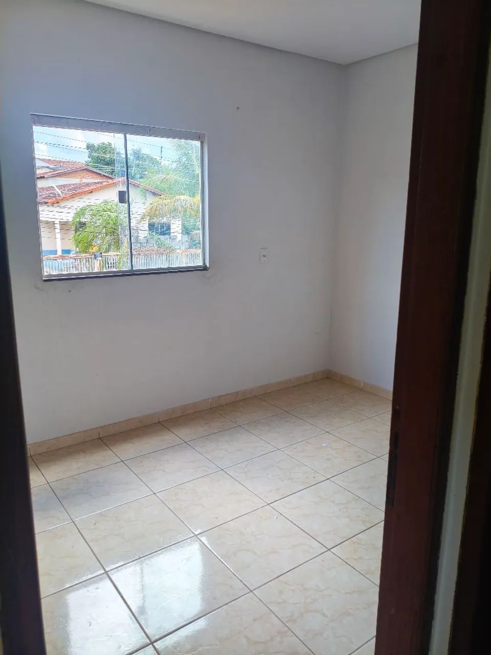 Alugo casa em sobrado - Foto 3