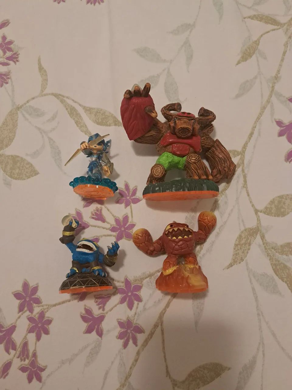 Bonecos skylander Giants - Foto 2