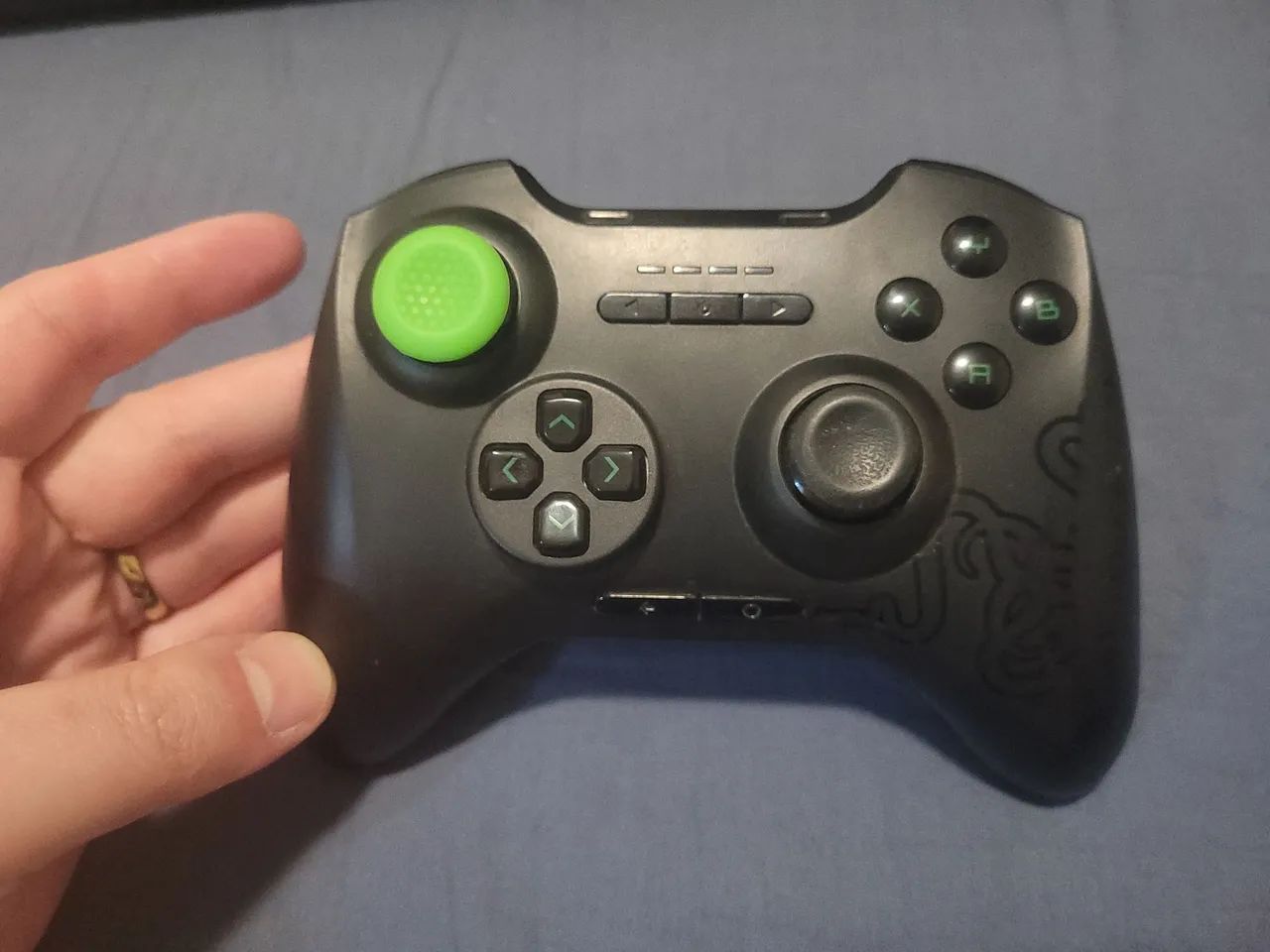Controle Razer Serval bluetooth para Android e PC