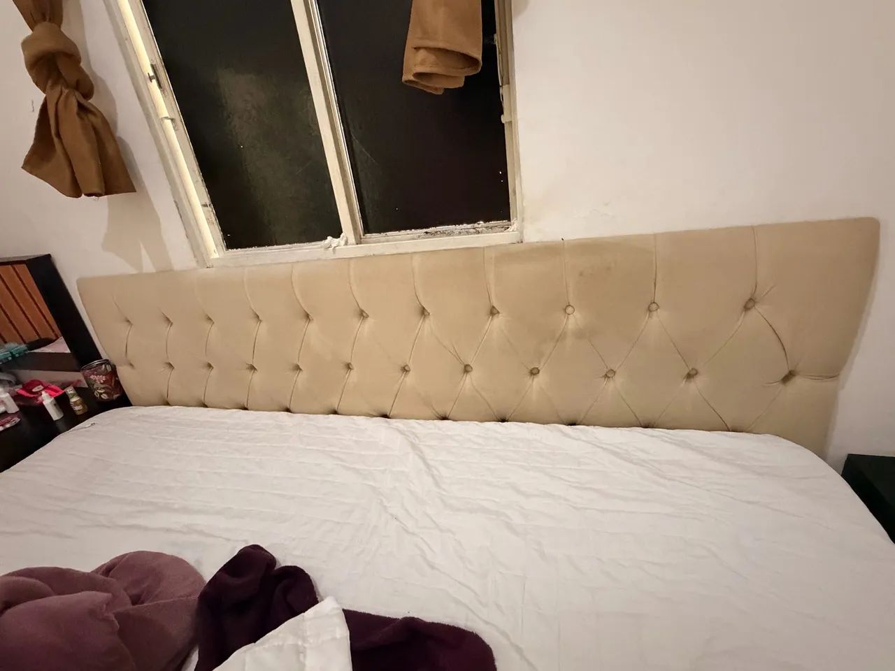 VENDO CABECEIRA KING ESTOFADA SUEDE - Foto 4