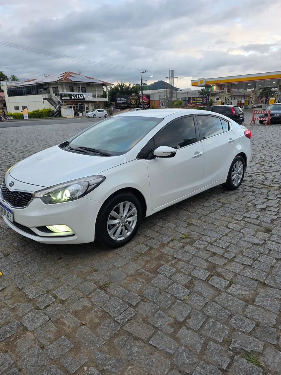 Kia Motors Cerato 1.6 16V Flex Aut. 2016