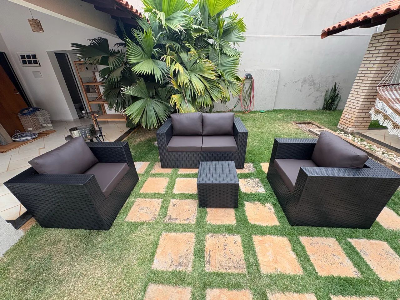 Jogo de sofá 2 lugares 2 poltrona 1 mesa de centro  - Foto 5