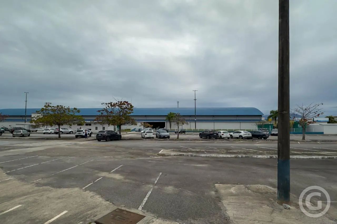 Loja ideal para negócios em expansão no Complexo Comercial Carianos, Florianópolis - Foto 2