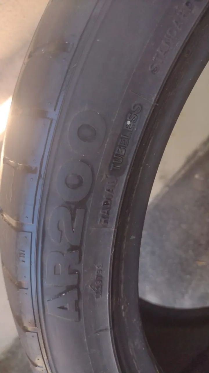Pneus de carro - Foto 4