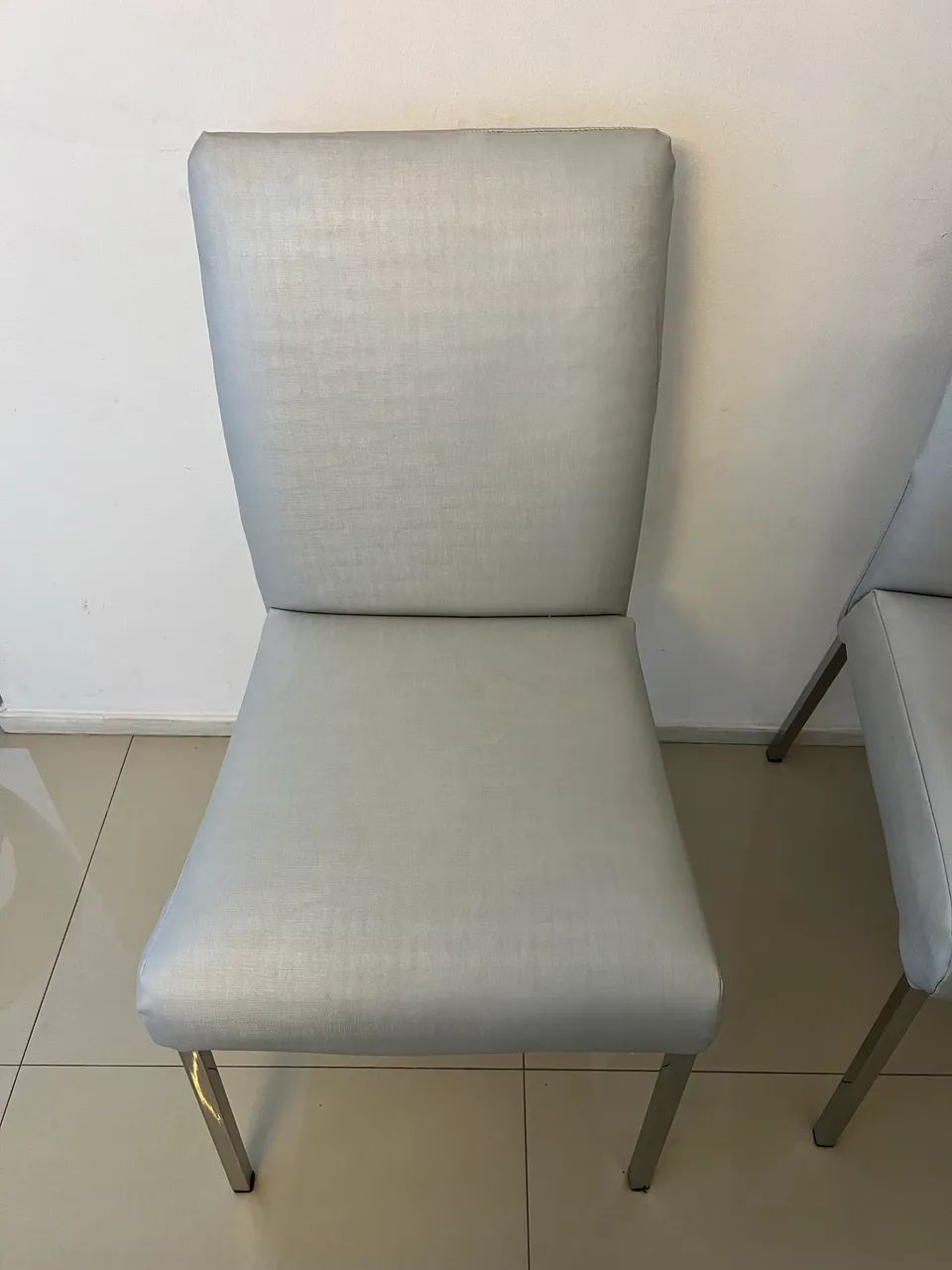6 cadeiras de mesa de jantar.  - Foto 3