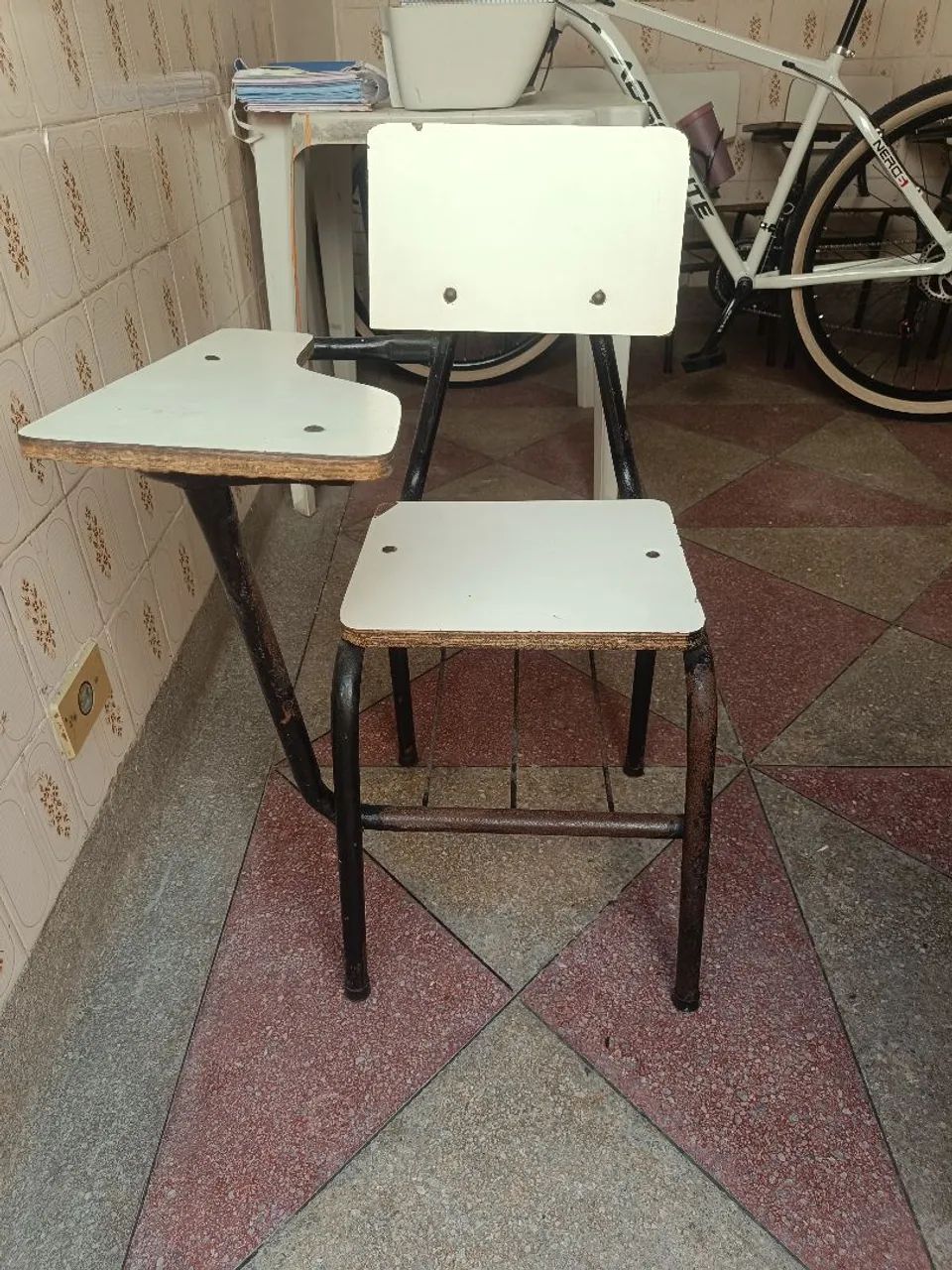 Cadeira escolar