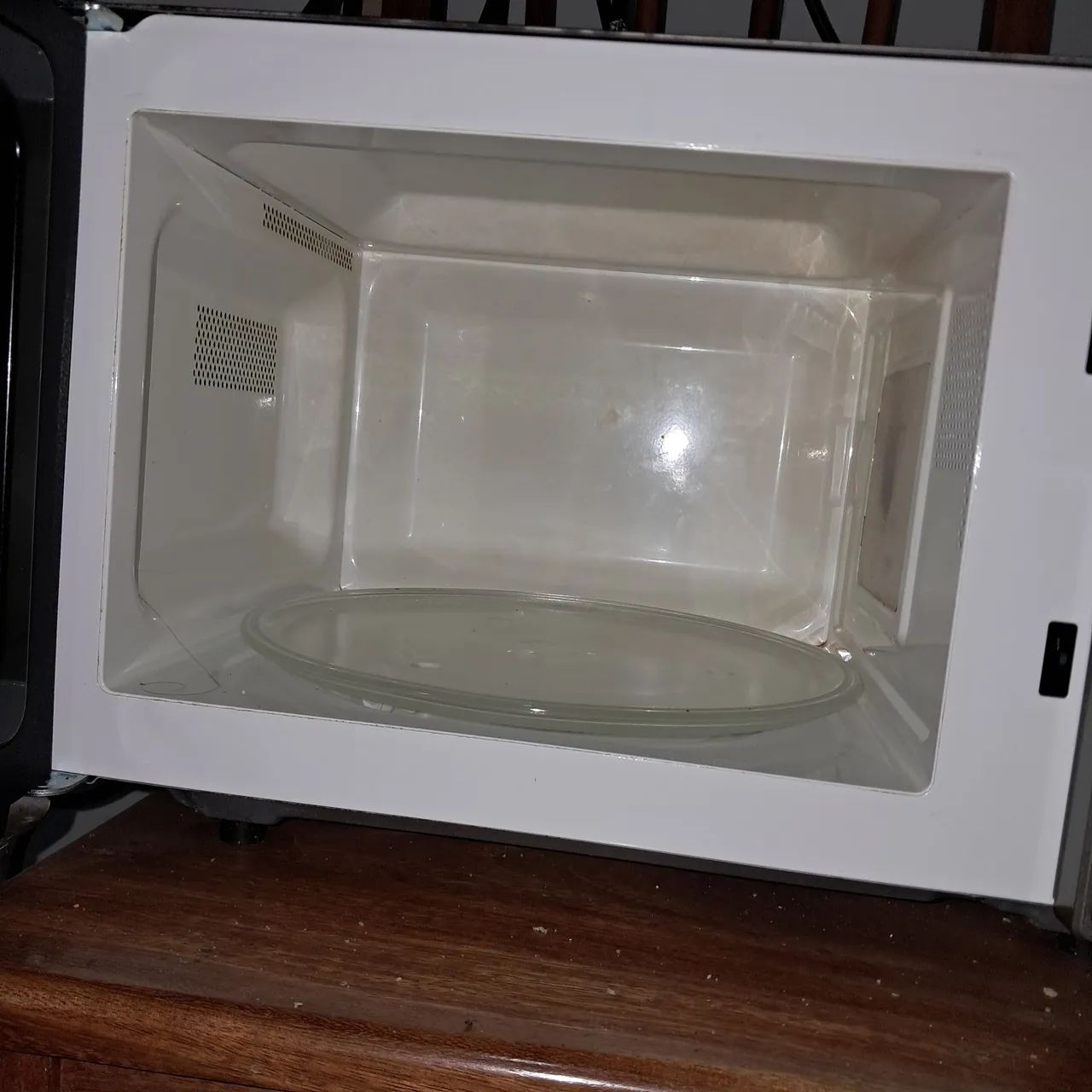 Micro-ondas Electrolux 23L - Foto 3