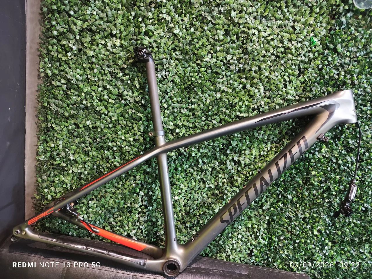 Quadro Specialized epic carbon tamanho 15