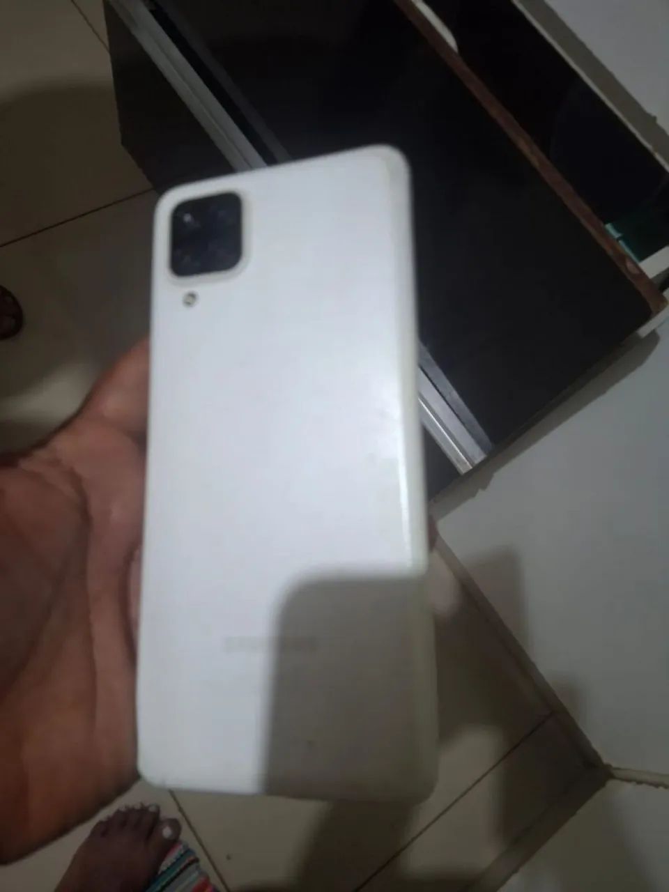 Samsung A12.    64 gigas