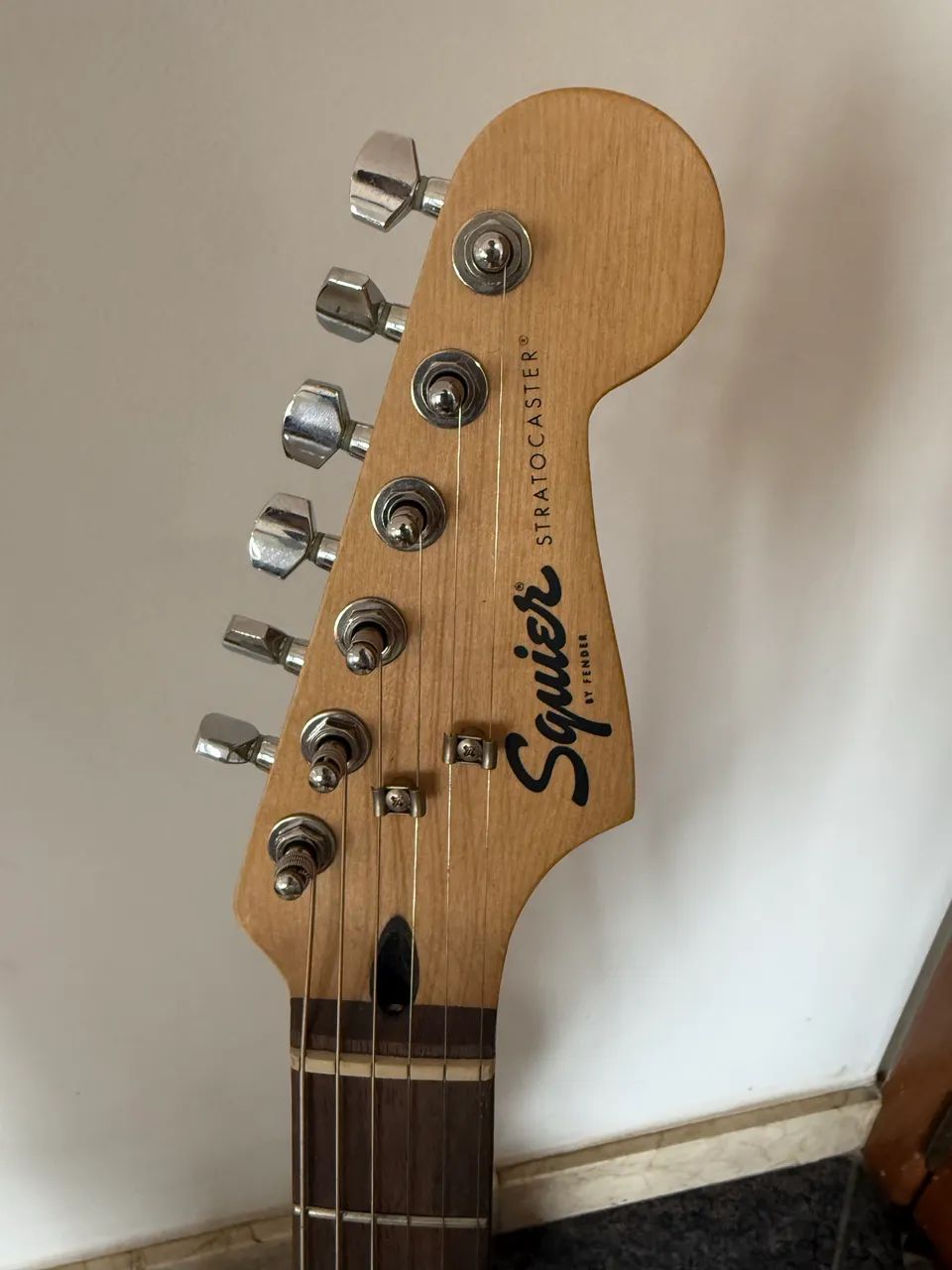FENDER SQUIER NOVA  - Foto 5