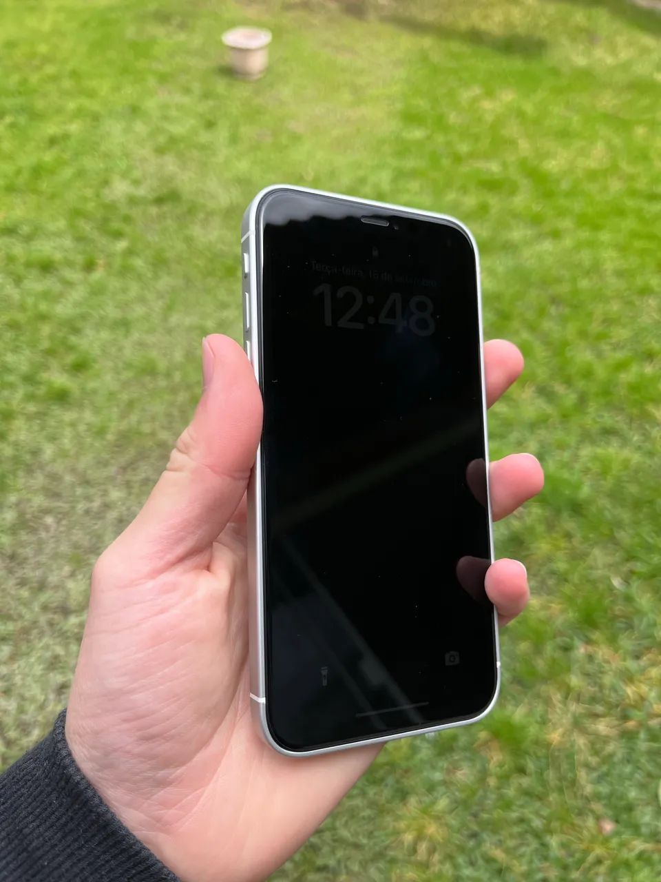 iPhone XR 128gb na carcaça do iPhone 17 Pro  - Foto 2