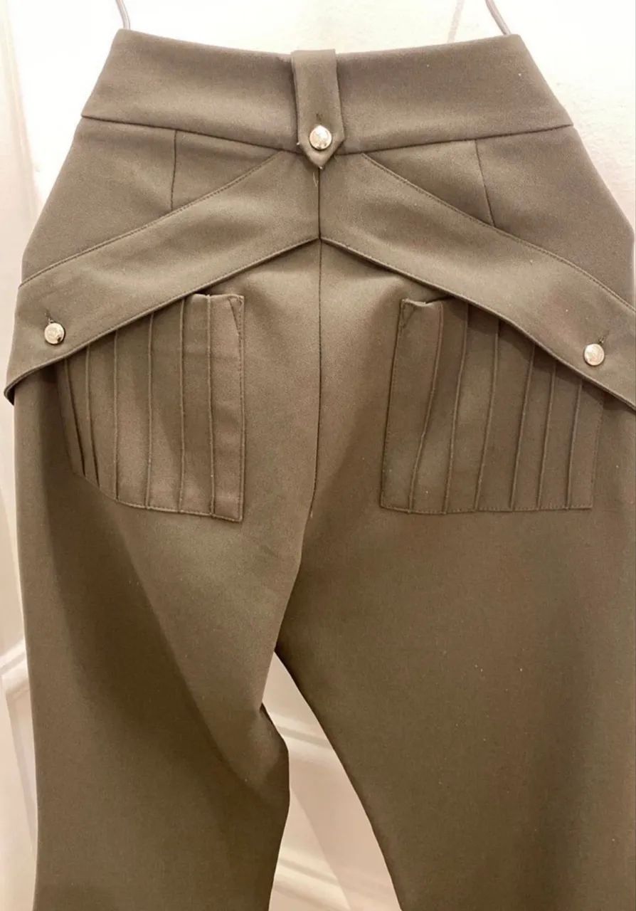 calça skunk verde musgo 36