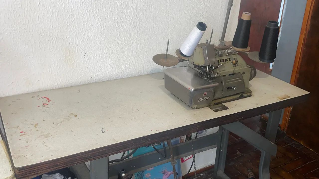 Máquina JUKI MO-357 Overlock Interlock   - Foto 5