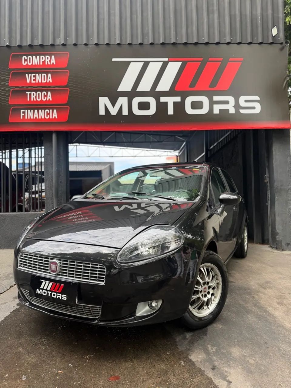 Fiat Punto ESSENCE 1.6 DUALOGIC FLEX 2012