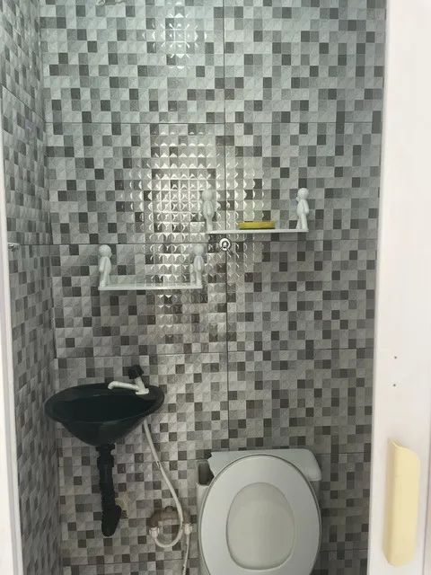 Kitnet Farolândia incluso água e energia - Foto 2