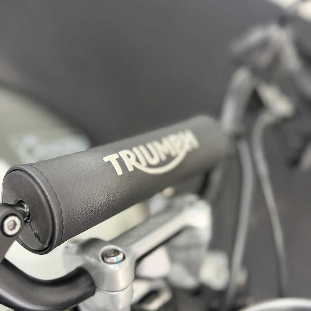 Triumph Scrambler 400 x  - Foto 3