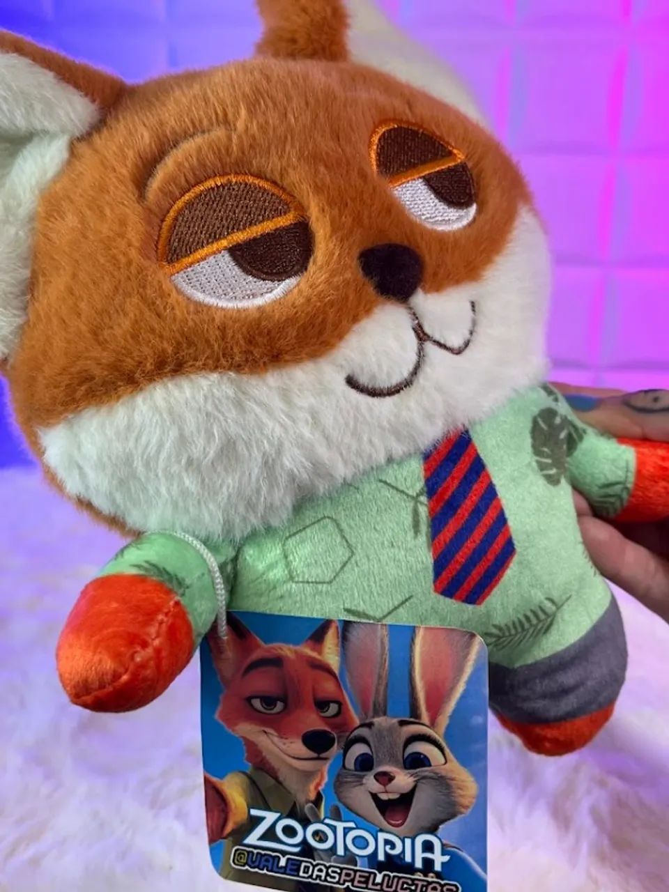 Pelúcia Zootopia - Nick Wilde - 25cm - Foto 2