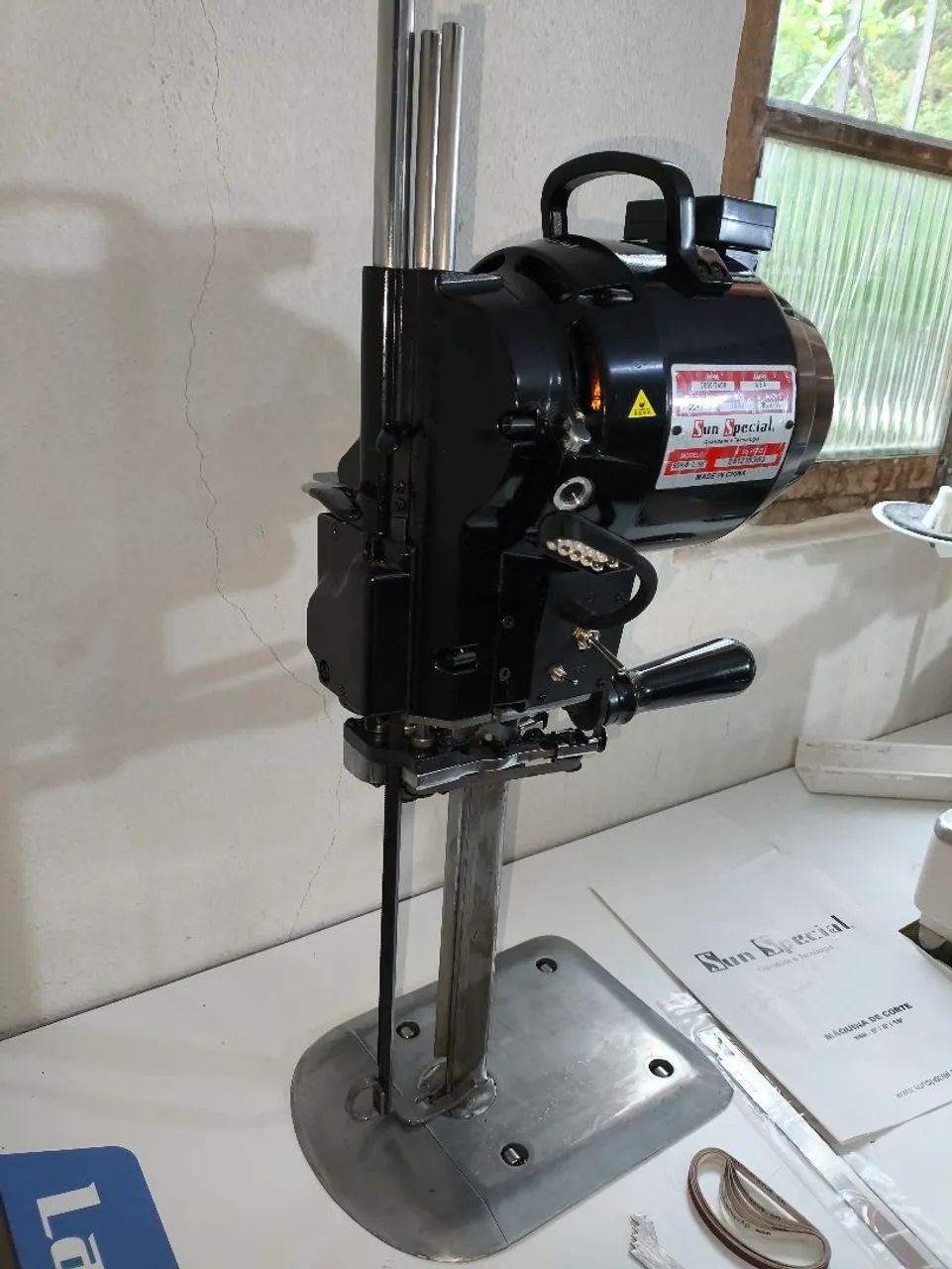 Máquina de corte faca 10 polegadas  - Foto 2