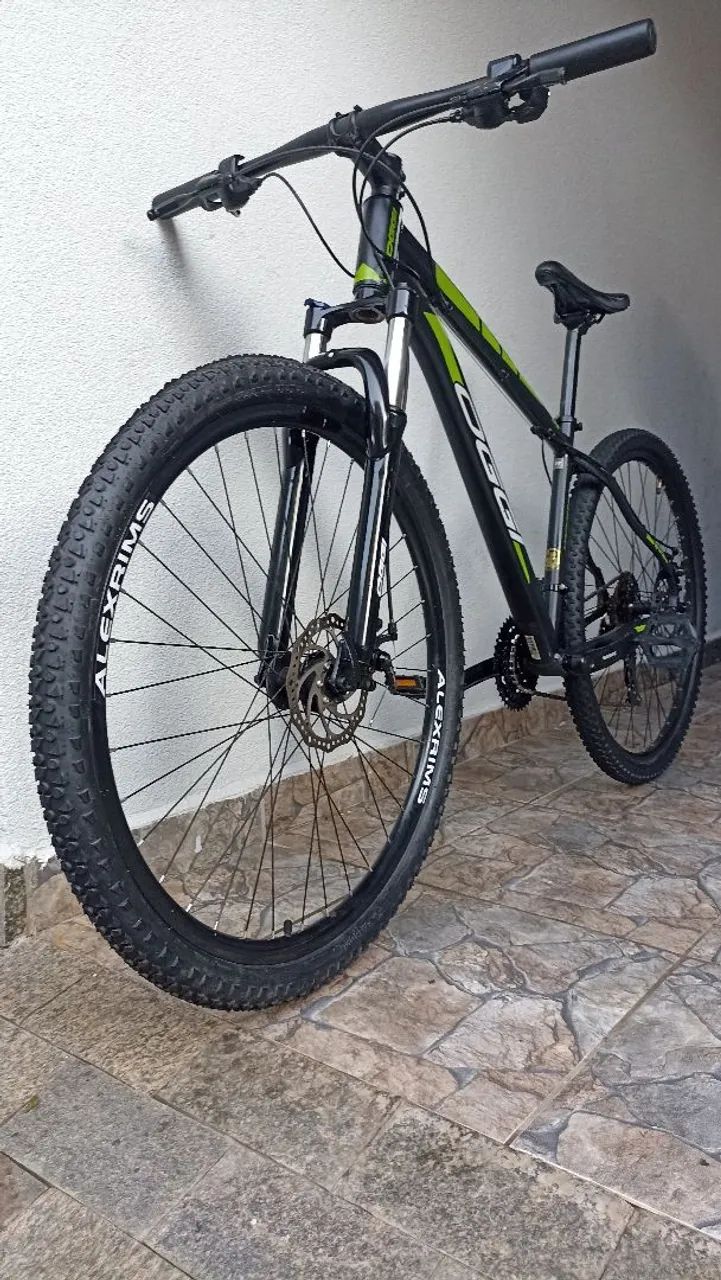 Bicicleta OGGI 29" Hacker Sport com nota fiscal 