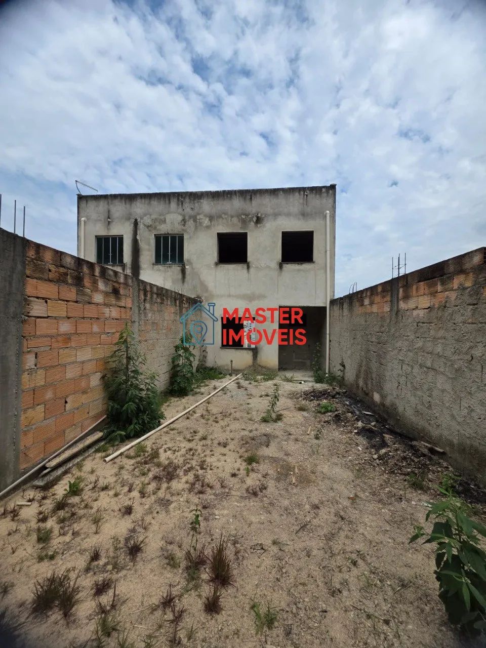 CASA GEMINADA INDIVIDUAL | ÓTIMA OPORTUNIDADE!