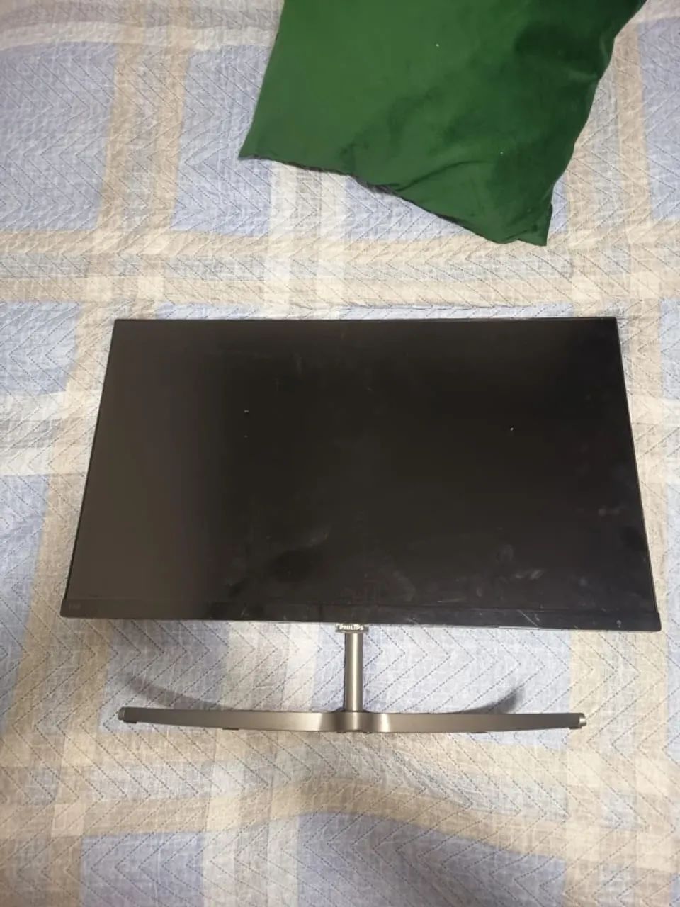 Monitor Phillips com defeito / para retirada de peças - Foto 3