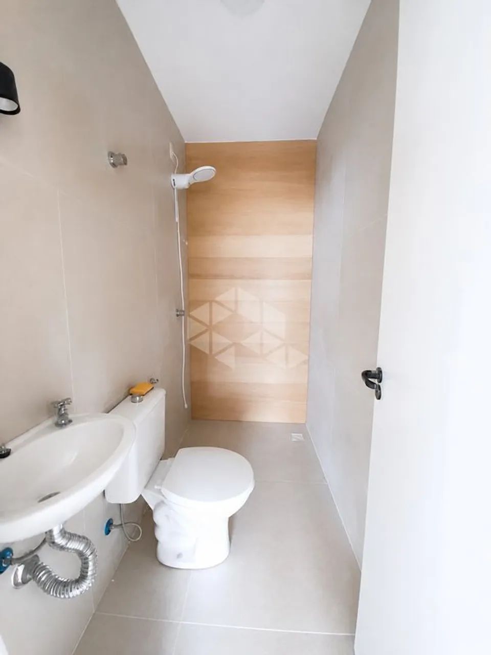 Sala Comercial de 35m² com Vista para a Avenida no Santa Mônica - Foto 5
