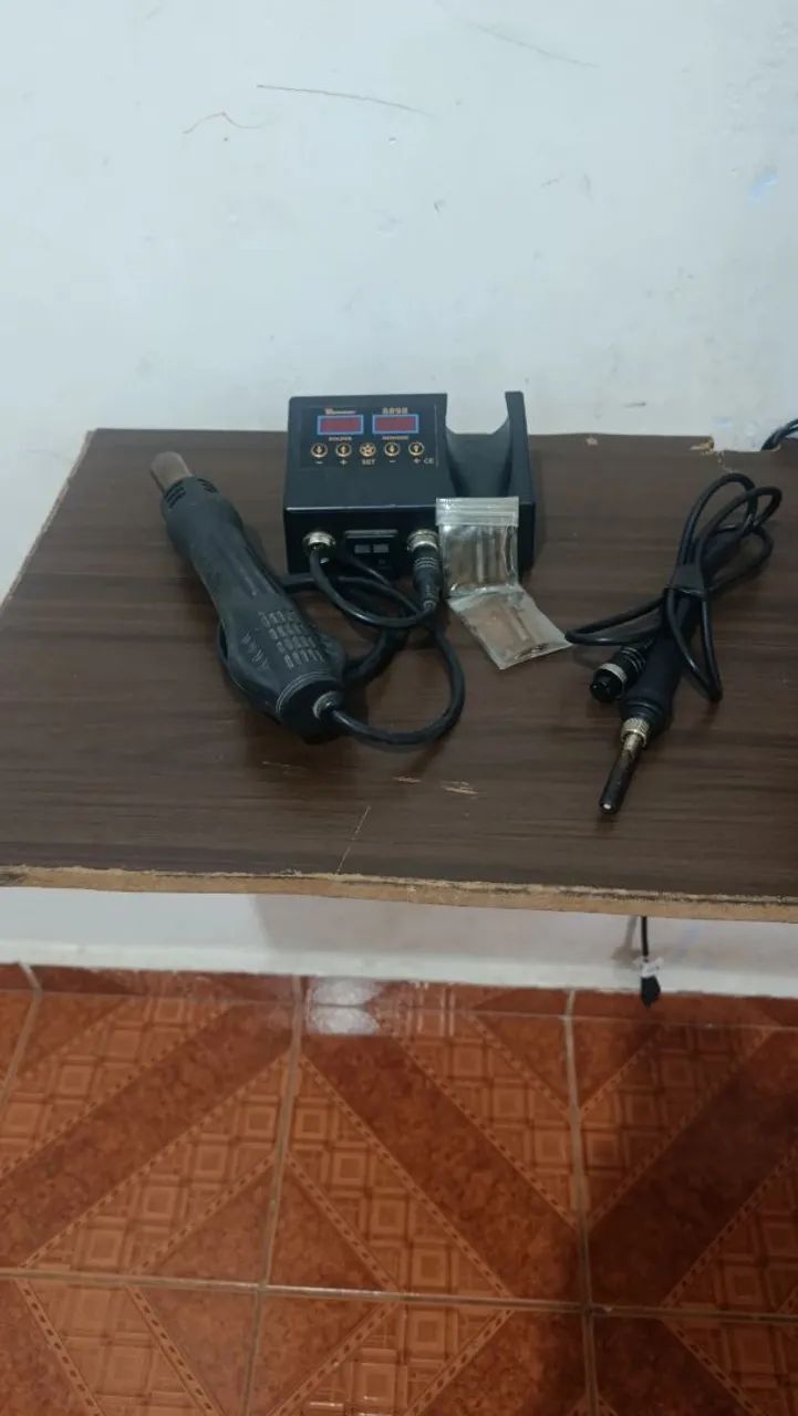 Estação de solda e retrabalho 