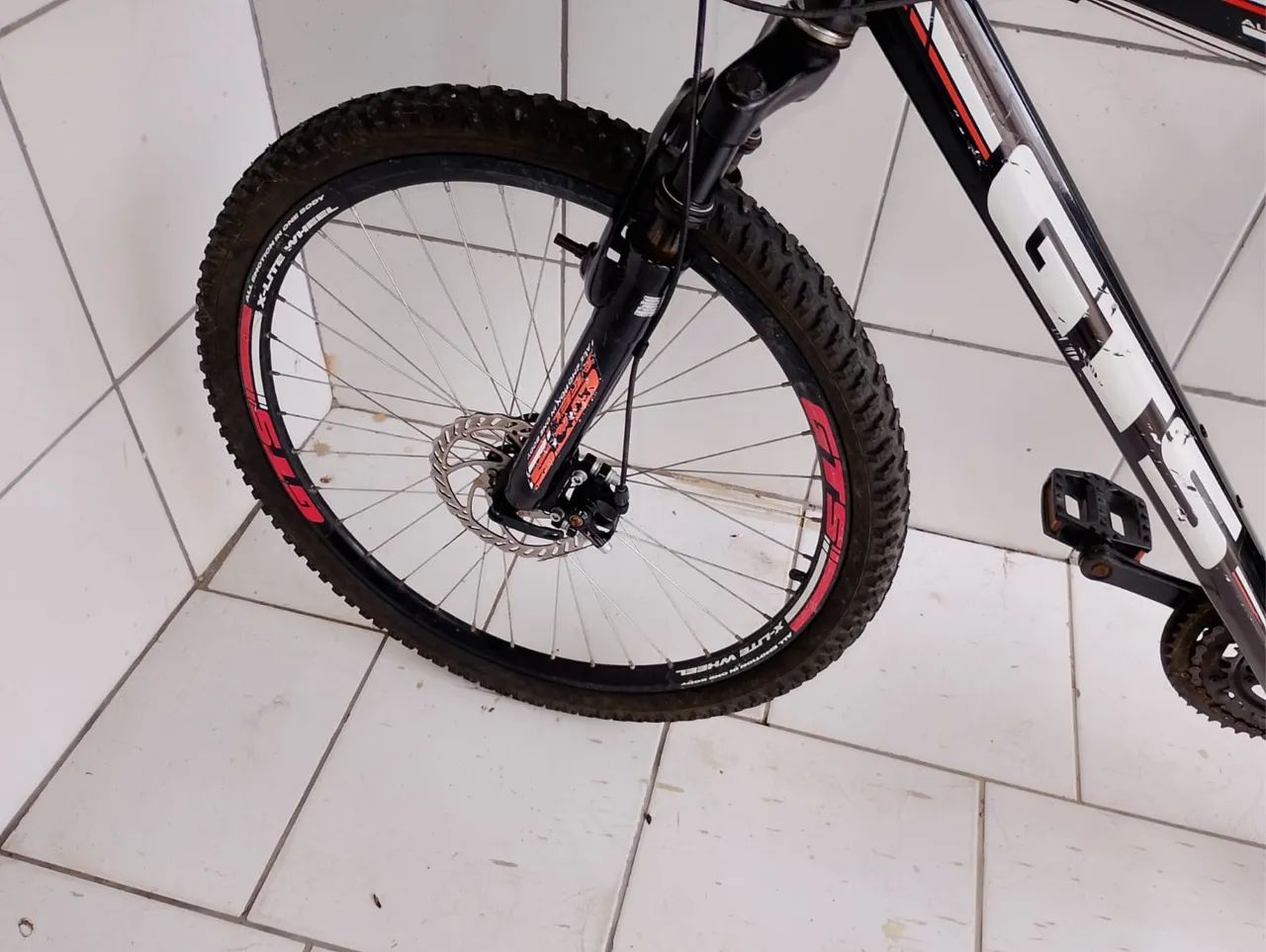 Bicicleta  - Foto 2
