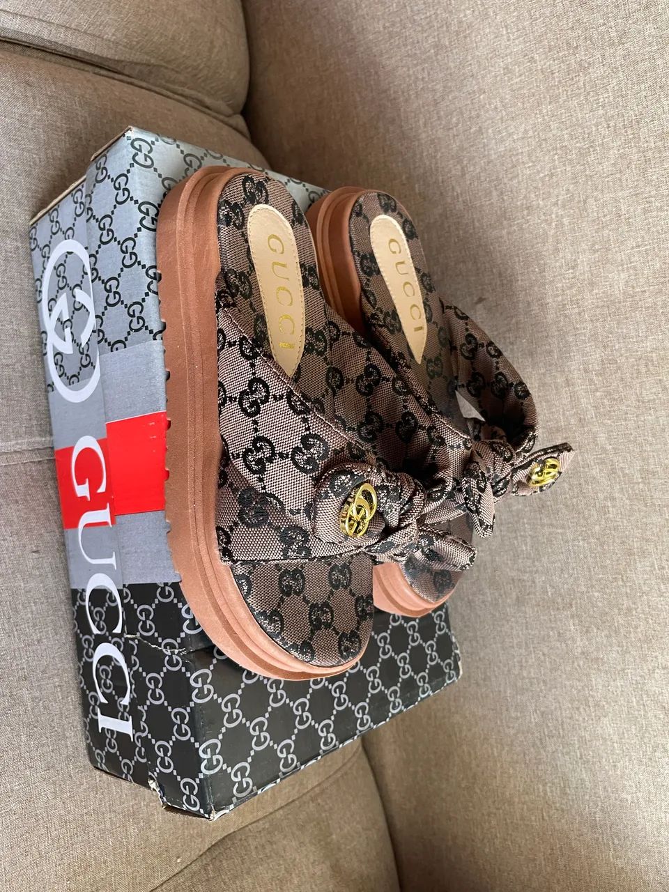 Sandália Gucci 35 feminina - Foto 3