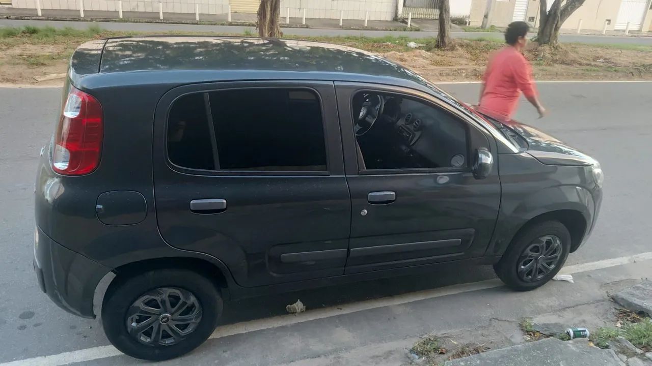 Fiat Uno Vivace/rua 1.0 EVO Fire Flex 8V 5P 2011 - Foto 3