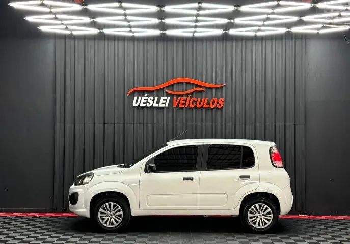 Fiat Uno Attractive 1.0 EVO Fire Flex 8V 5P 2021
