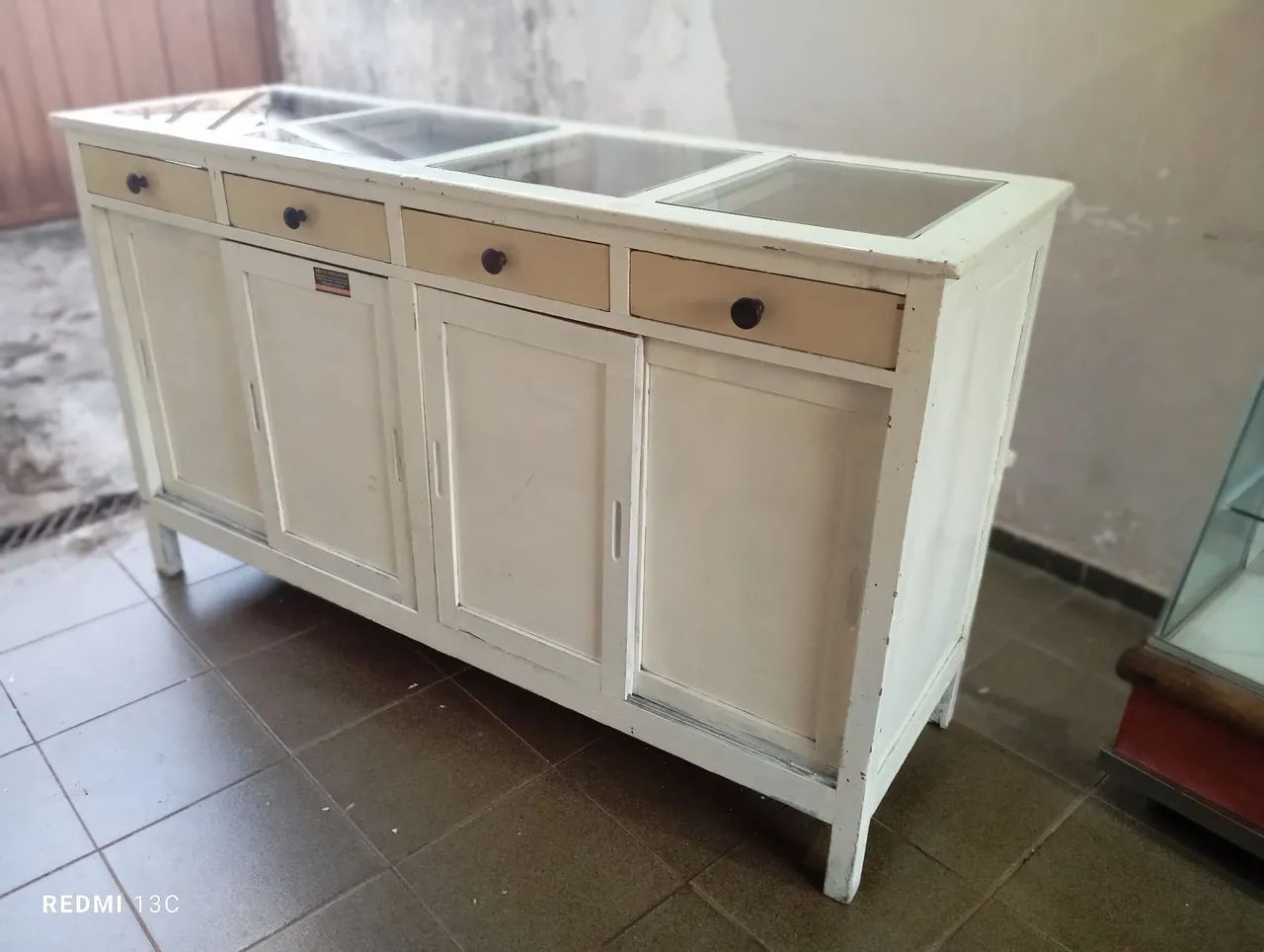 Vendo balcão de madeira pura  - Foto 3