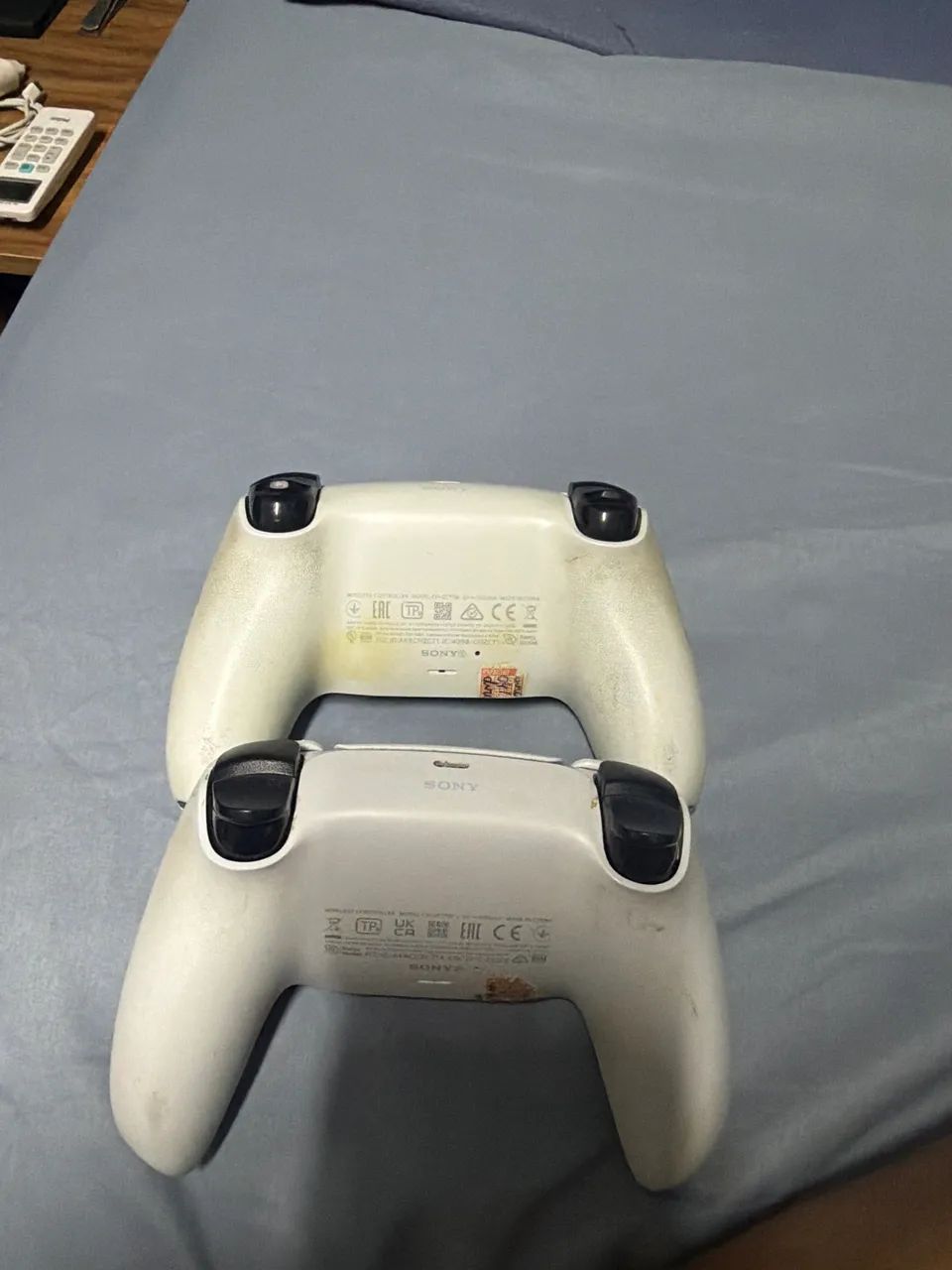 dois controles de ps5  - Foto 2