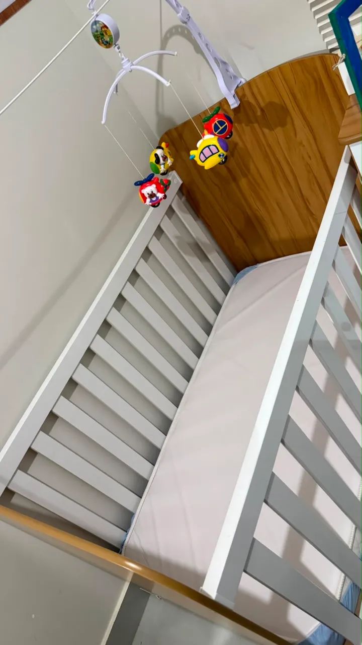 Berço 100%MDF e colchão
