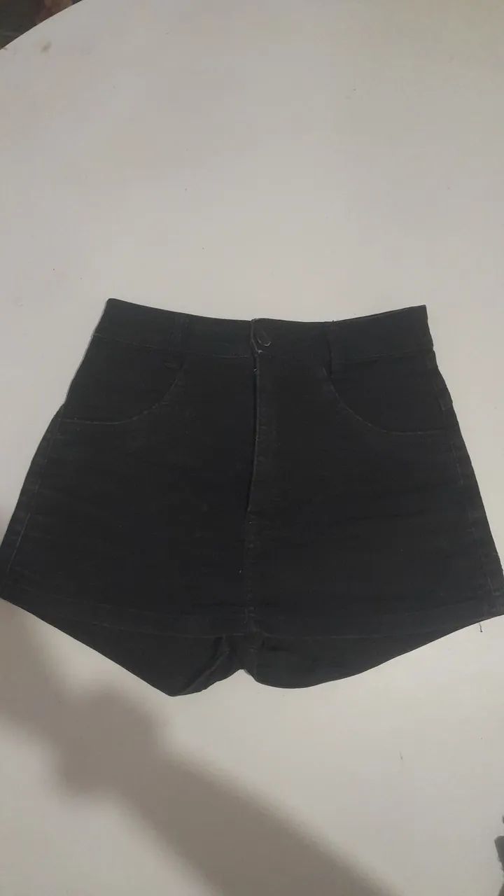 Short saia