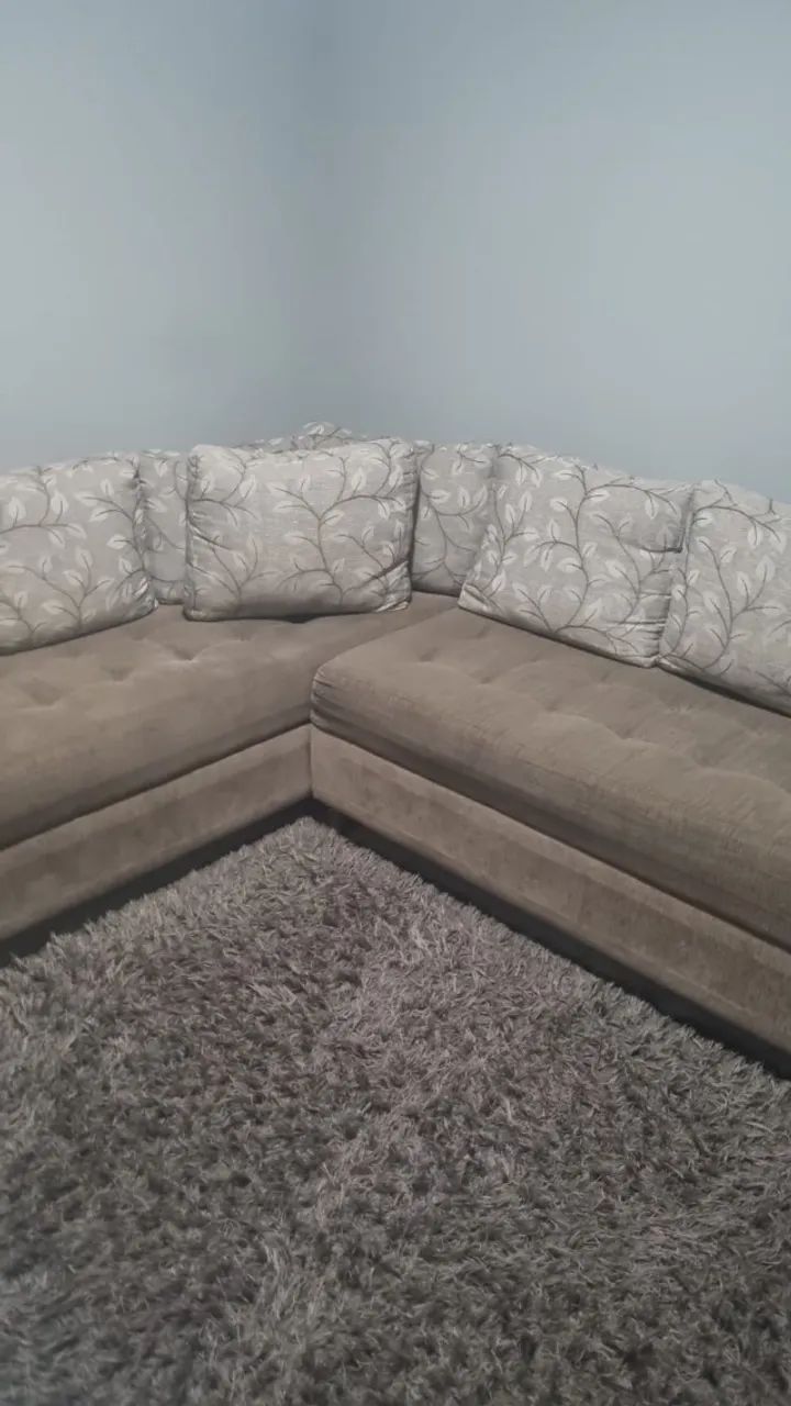 Sofá de canto para sala de TV - Tapete grátis 