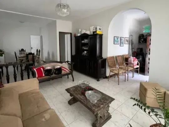 Vendo casa com 5 quartos na Pituba - Foto 4