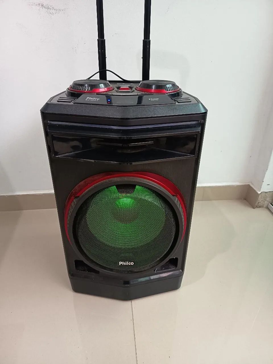Caixa de som com entrada para microfone  - Foto 2