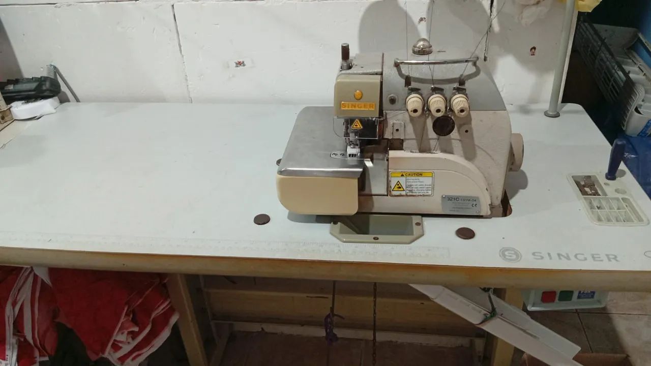 Máquina de costura  - Foto 2