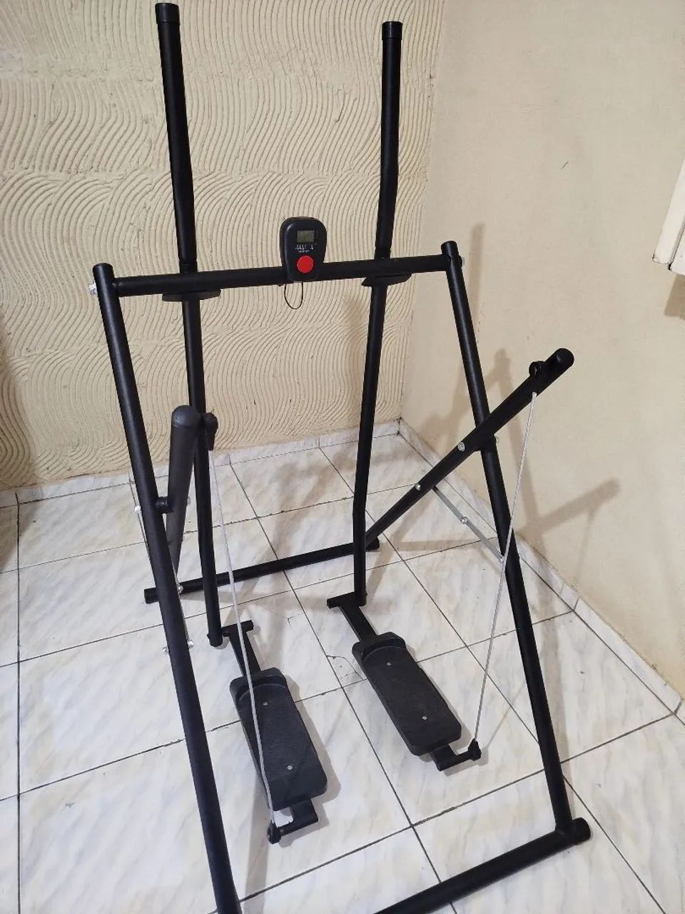 Simulador de caminhada resistente 