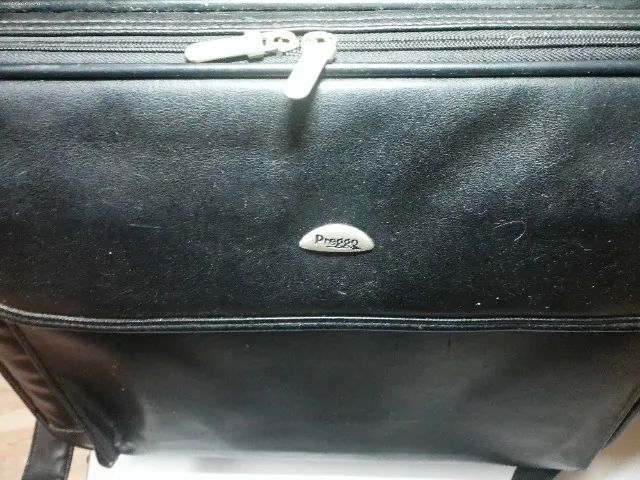 Vendo uma mala de viagem executiva 