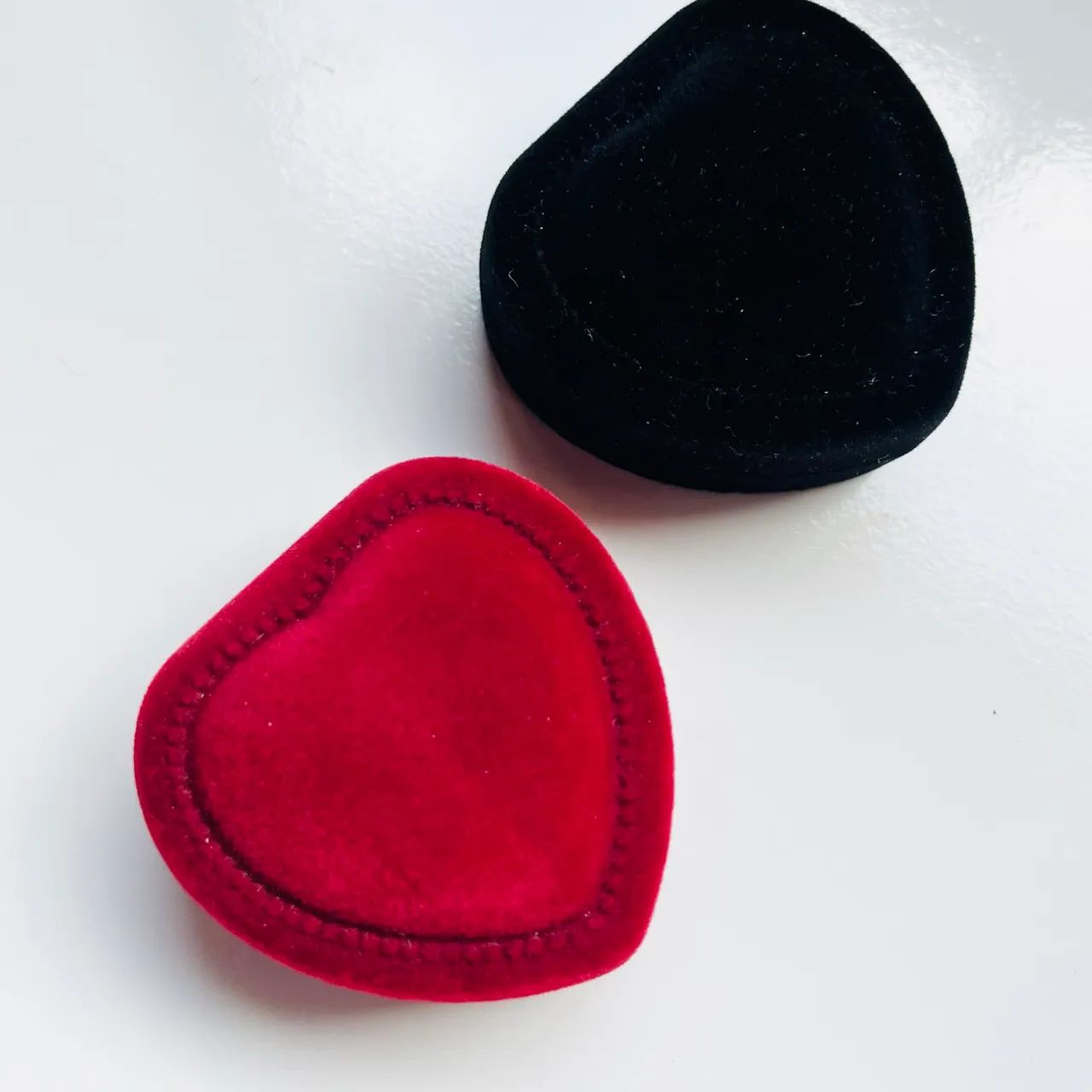 Caixinha de Alianças Vermelho/Preto - Foto 2