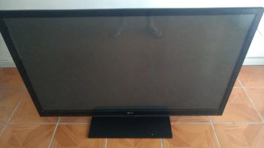 TV 55 polegadas plasma , somente liga, não abre imagem .