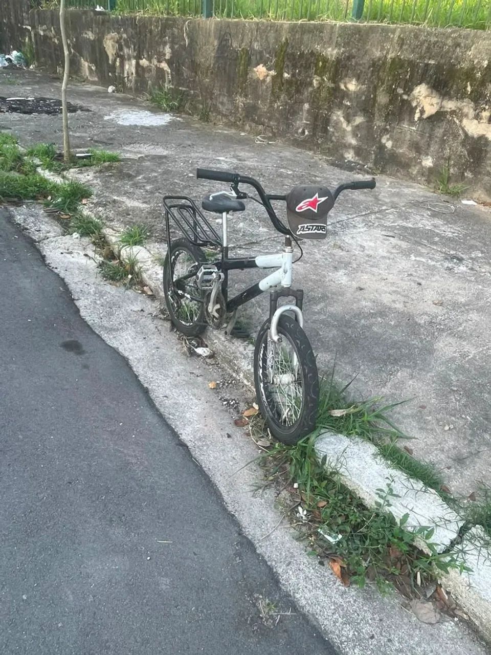 Bike aro 20 zerado só pegar e andar